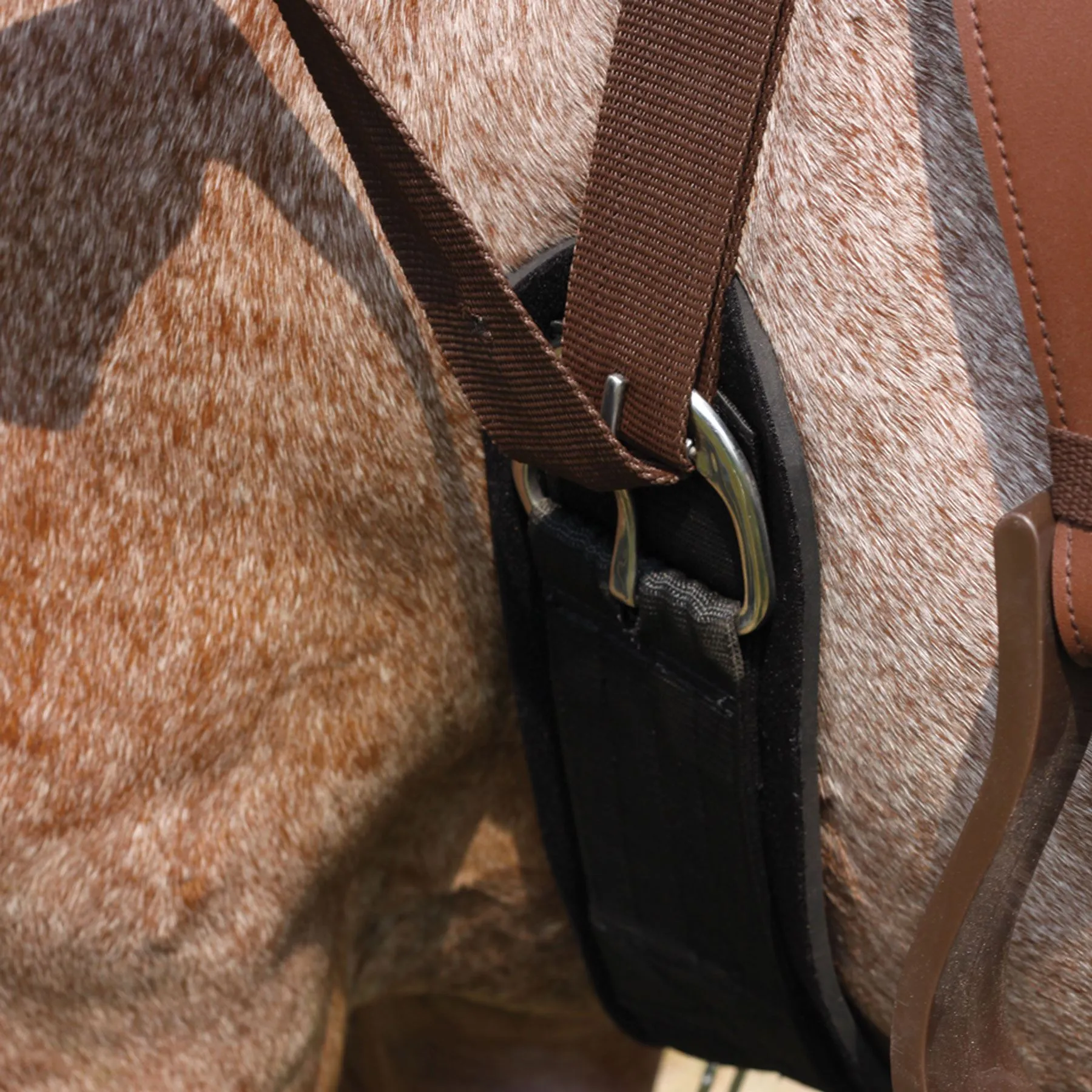 Dura-Tech Stretch-Eze Girth For Horses 3 Dura-Tech Stretch-Eze Girth For Horses - Image 3